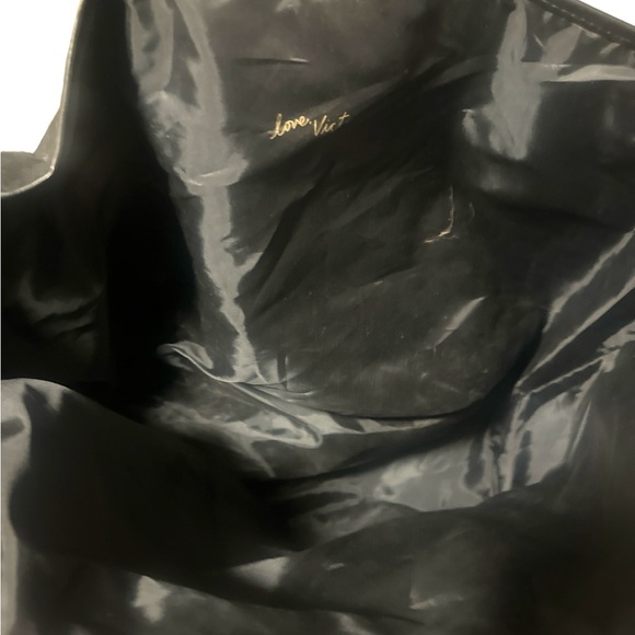 NWOT VICTORIA’S SECRET BLING TOTE🩷 - Picture 4 of 4